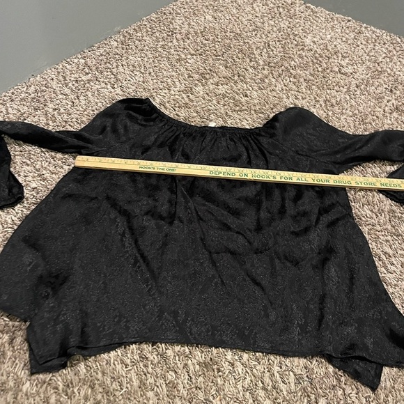 Michael Michael Kors NWT black snakeskin handkerchief hem jacquard to blouse - Picture 8 of 9